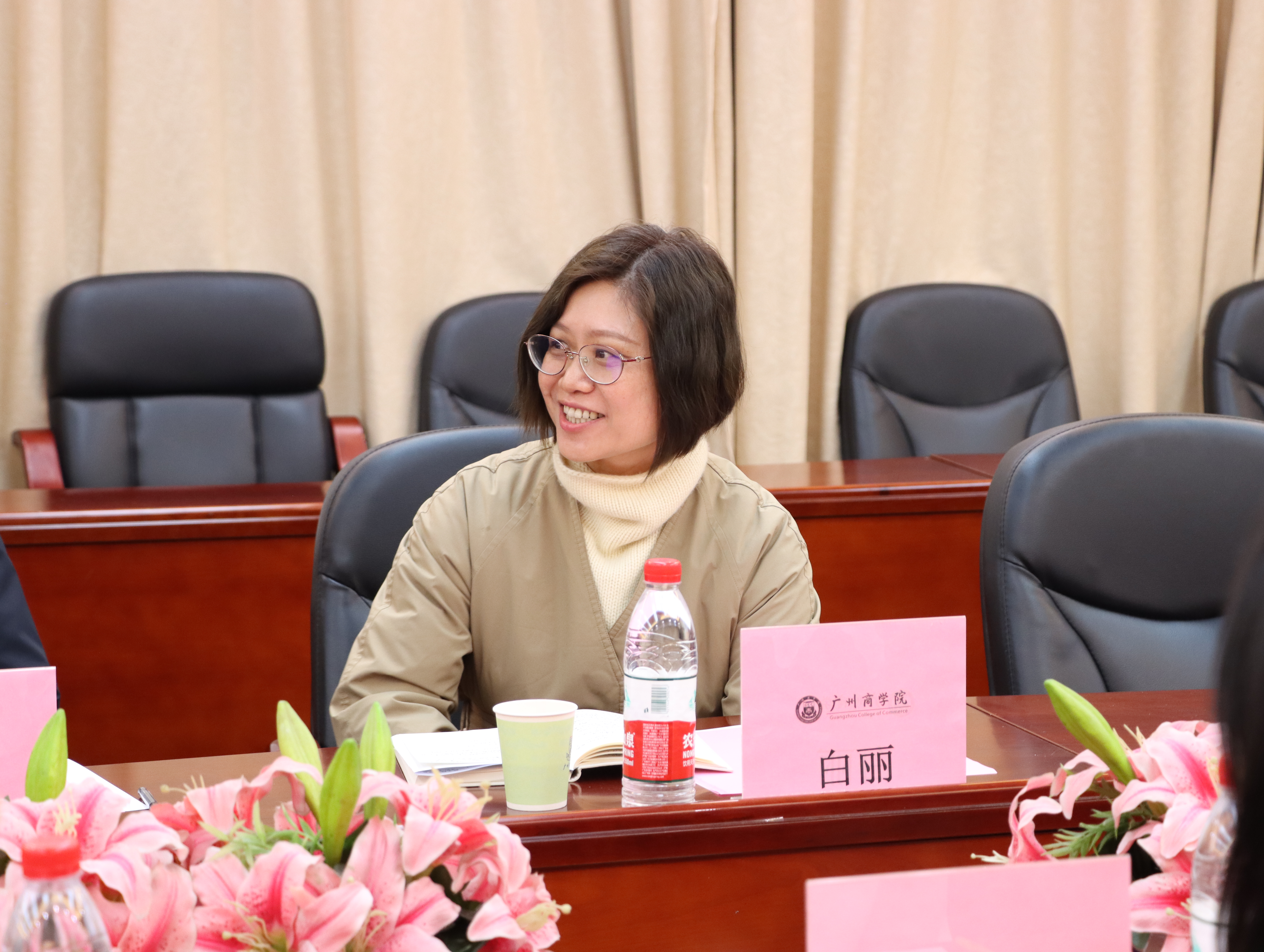 白老师 ok.JPG